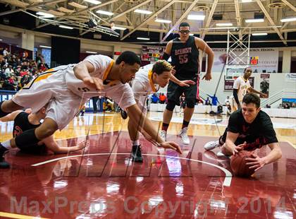 Thumbnail 3 in Central vs. Albany Academy for Boys (Spalding Hoophall Classic) photogallery.