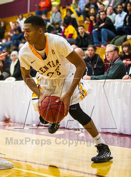 Thumbnail 3 in Central vs. Albany Academy for Boys (Spalding Hoophall Classic) photogallery.