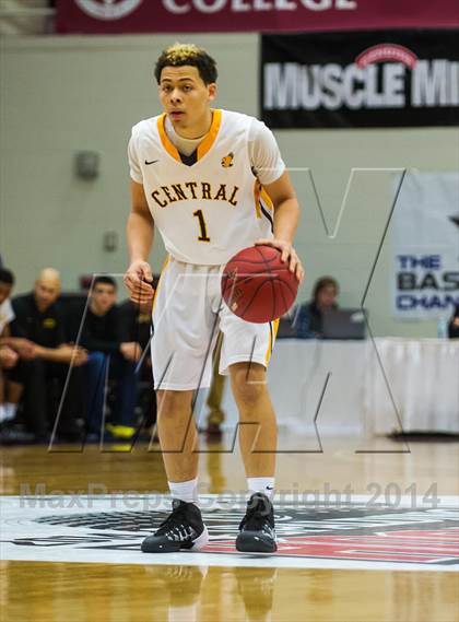 Thumbnail 2 in Central vs. Albany Academy for Boys (Spalding Hoophall Classic) photogallery.