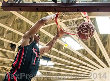 Thumbnail 3 in Central vs. Albany Academy for Boys (Spalding Hoophall Classic) photogallery.
