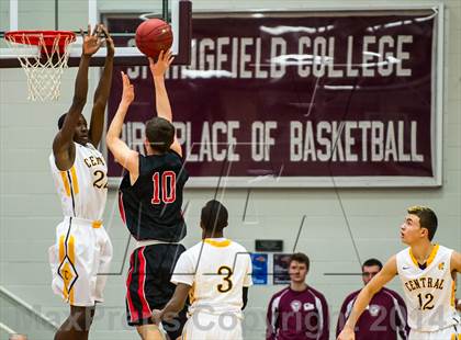 Thumbnail 3 in Central vs. Albany Academy for Boys (Spalding Hoophall Classic) photogallery.