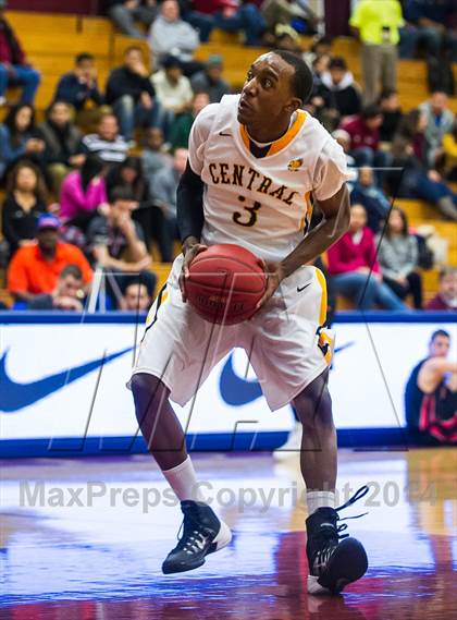 Thumbnail 1 in Central vs. Albany Academy for Boys (Spalding Hoophall Classic) photogallery.
