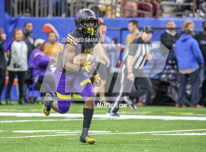 Thumbnail 2 in Easton vs. Edna Karr (LHSAA 4A Final) photogallery.