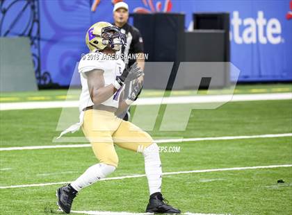 Thumbnail 3 in Easton vs. Edna Karr (LHSAA 4A Final) photogallery.