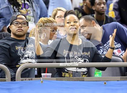 Thumbnail 2 in Easton vs. Edna Karr (LHSAA 4A Final) photogallery.