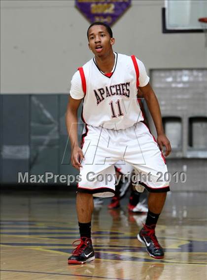 Thumbnail 3 in Harvard-Westlake vs. Centennial (CIF SS Playoffs) photogallery.
