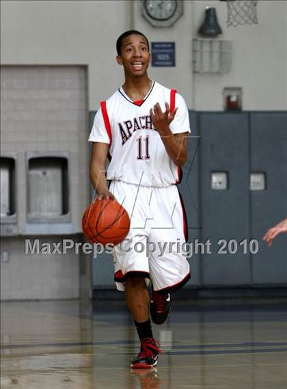 Thumbnail 2 in Harvard-Westlake vs. Centennial (CIF SS Playoffs) photogallery.