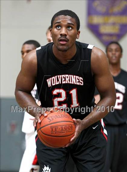 Thumbnail 3 in Harvard-Westlake vs. Centennial (CIF SS Playoffs) photogallery.