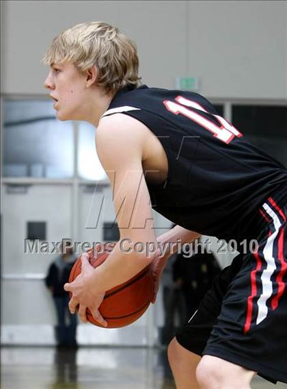 Thumbnail 2 in Harvard-Westlake vs. Centennial (CIF SS Playoffs) photogallery.