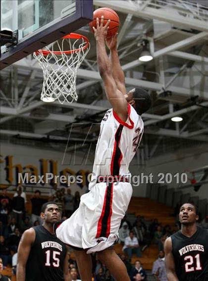 Thumbnail 2 in Harvard-Westlake vs. Centennial (CIF SS Playoffs) photogallery.