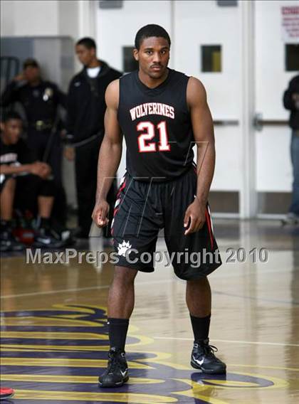 Thumbnail 2 in Harvard-Westlake vs. Centennial (CIF SS Playoffs) photogallery.