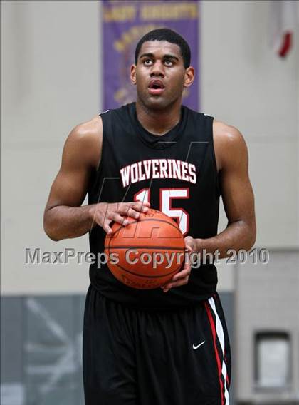 Thumbnail 2 in Harvard-Westlake vs. Centennial (CIF SS Playoffs) photogallery.
