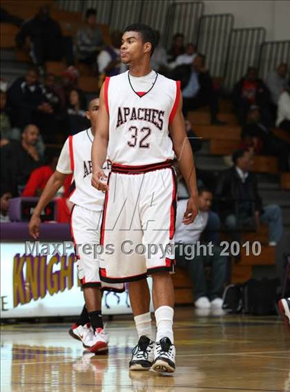 Thumbnail 3 in Harvard-Westlake vs. Centennial (CIF SS Playoffs) photogallery.