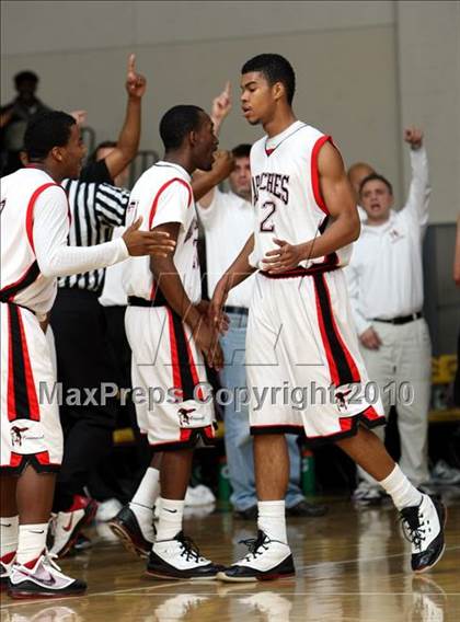 Thumbnail 2 in Harvard-Westlake vs. Centennial (CIF SS Playoffs) photogallery.
