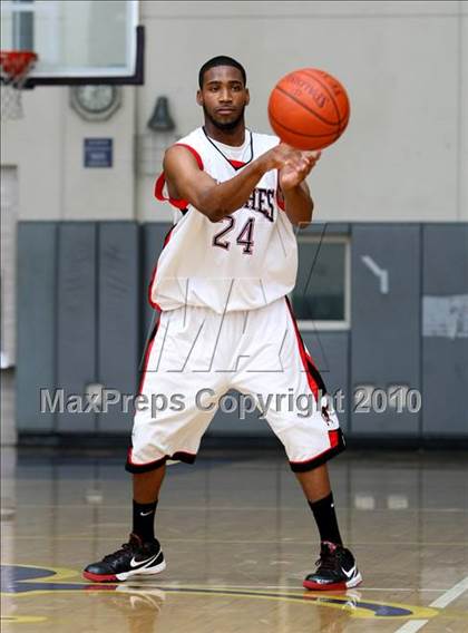Thumbnail 2 in Harvard-Westlake vs. Centennial (CIF SS Playoffs) photogallery.