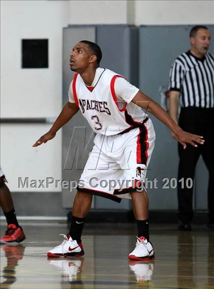 Thumbnail 1 in Harvard-Westlake vs. Centennial (CIF SS Playoffs) photogallery.