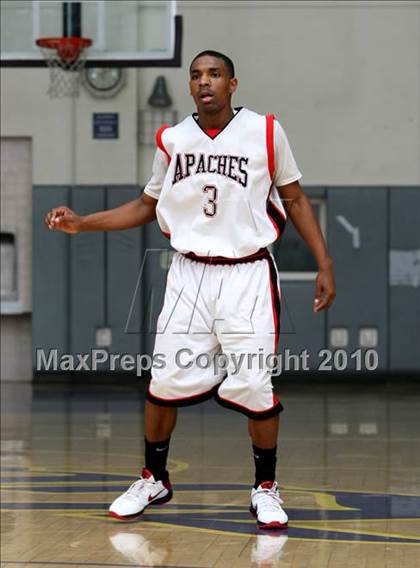 Thumbnail 2 in Harvard-Westlake vs. Centennial (CIF SS Playoffs) photogallery.