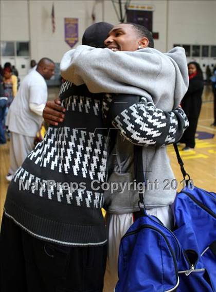 Thumbnail 2 in Harvard-Westlake vs. Centennial (CIF SS Playoffs) photogallery.