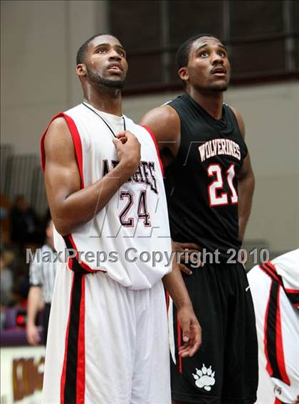 Thumbnail 3 in Harvard-Westlake vs. Centennial (CIF SS Playoffs) photogallery.