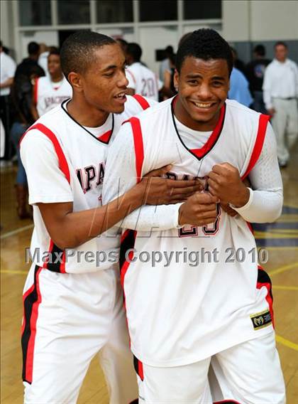 Thumbnail 2 in Harvard-Westlake vs. Centennial (CIF SS Playoffs) photogallery.