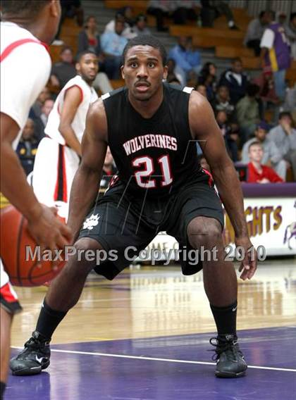 Thumbnail 3 in Harvard-Westlake vs. Centennial (CIF SS Playoffs) photogallery.