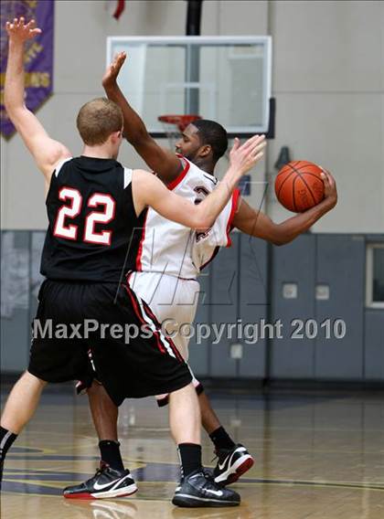 Thumbnail 2 in Harvard-Westlake vs. Centennial (CIF SS Playoffs) photogallery.