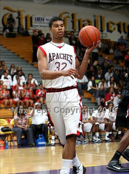 Thumbnail 3 in Harvard-Westlake vs. Centennial (CIF SS Playoffs) photogallery.
