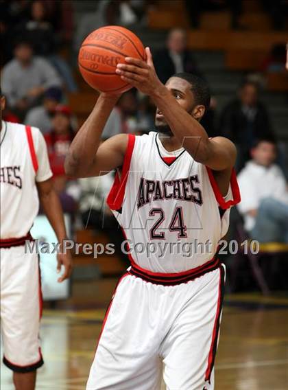 Thumbnail 3 in Harvard-Westlake vs. Centennial (CIF SS Playoffs) photogallery.