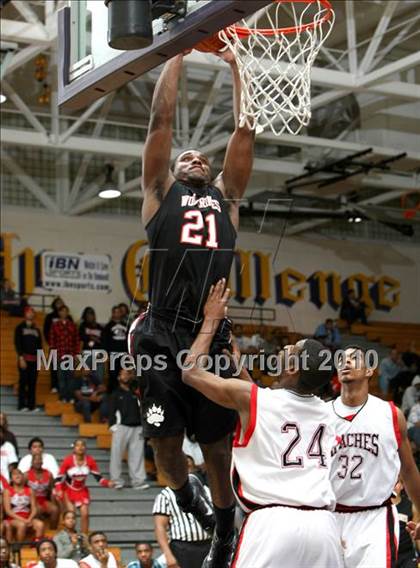 Thumbnail 3 in Harvard-Westlake vs. Centennial (CIF SS Playoffs) photogallery.