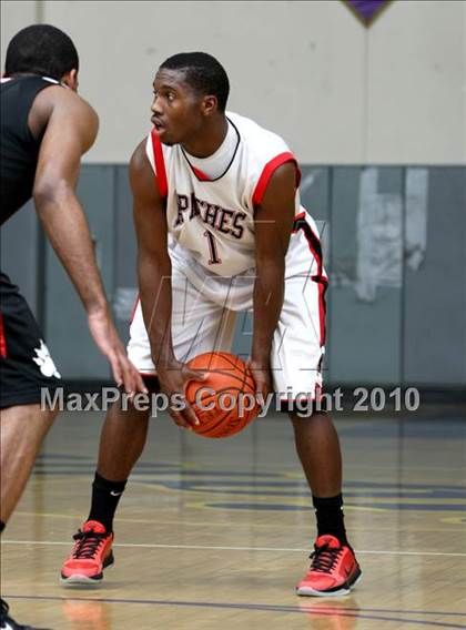 Thumbnail 3 in Harvard-Westlake vs. Centennial (CIF SS Playoffs) photogallery.