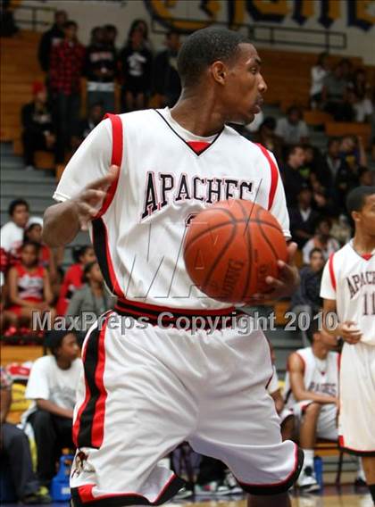 Thumbnail 2 in Harvard-Westlake vs. Centennial (CIF SS Playoffs) photogallery.