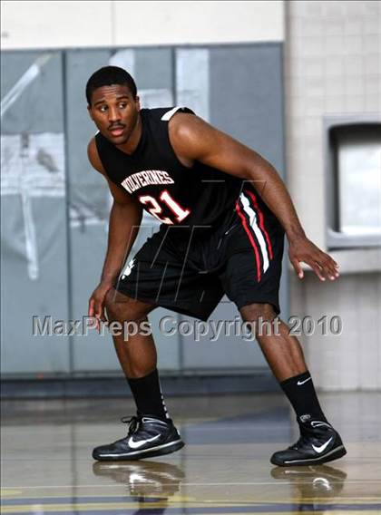 Thumbnail 2 in Harvard-Westlake vs. Centennial (CIF SS Playoffs) photogallery.