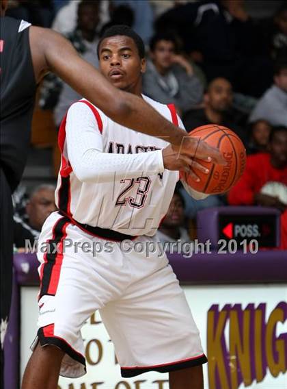Thumbnail 2 in Harvard-Westlake vs. Centennial (CIF SS Playoffs) photogallery.