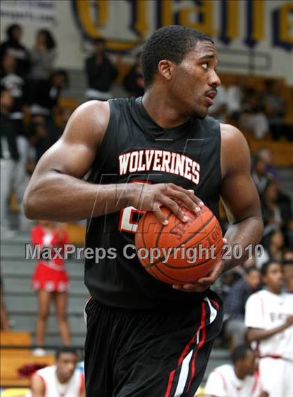 Thumbnail 2 in Harvard-Westlake vs. Centennial (CIF SS Playoffs) photogallery.