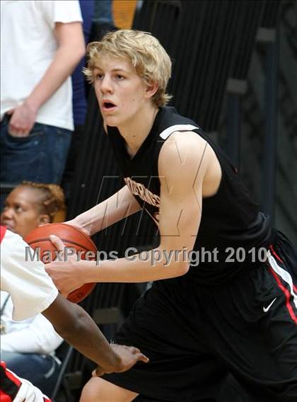 Thumbnail 3 in Harvard-Westlake vs. Centennial (CIF SS Playoffs) photogallery.