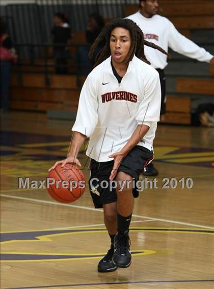 Thumbnail 3 in Harvard-Westlake vs. Centennial (CIF SS Playoffs) photogallery.