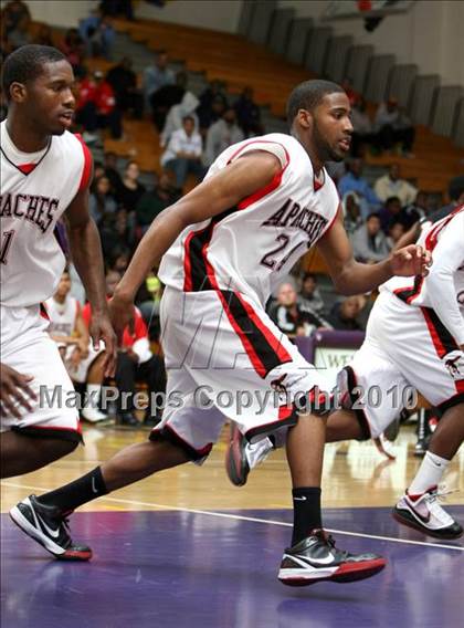 Thumbnail 3 in Harvard-Westlake vs. Centennial (CIF SS Playoffs) photogallery.