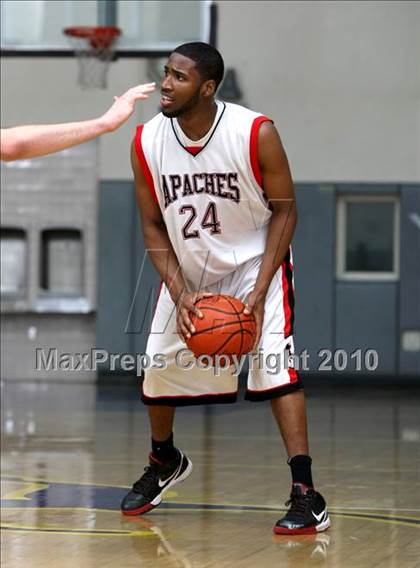 Thumbnail 3 in Harvard-Westlake vs. Centennial (CIF SS Playoffs) photogallery.