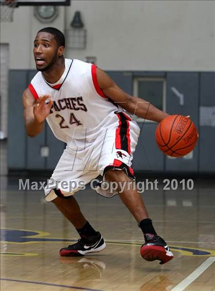 Thumbnail 1 in Harvard-Westlake vs. Centennial (CIF SS Playoffs) photogallery.