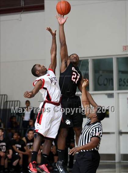 Thumbnail 1 in Harvard-Westlake vs. Centennial (CIF SS Playoffs) photogallery.