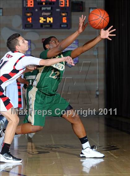 Thumbnail 3 in Redlands East Valley vs. Lakeside (Inland Empire Classic) photogallery.