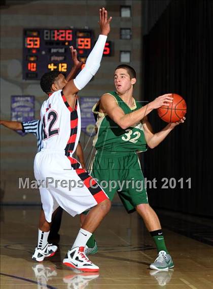 Thumbnail 3 in Redlands East Valley vs. Lakeside (Inland Empire Classic) photogallery.