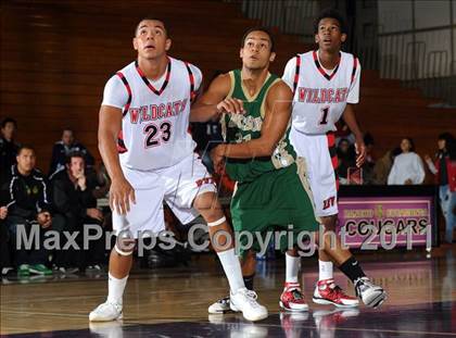 Thumbnail 3 in Redlands East Valley vs. Lakeside (Inland Empire Classic) photogallery.