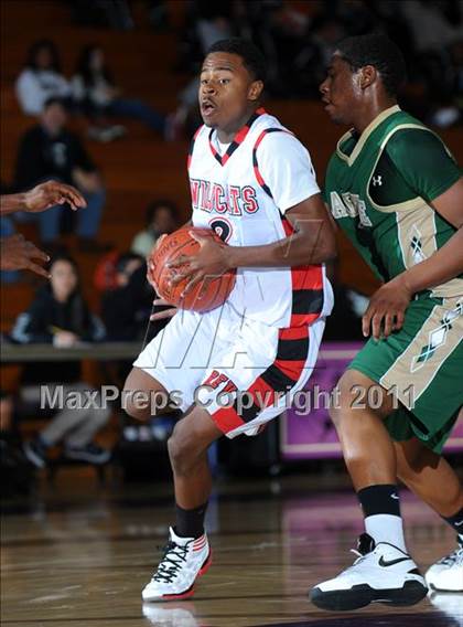 Thumbnail 1 in Redlands East Valley vs. Lakeside (Inland Empire Classic) photogallery.