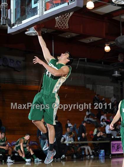 Thumbnail 3 in Redlands East Valley vs. Lakeside (Inland Empire Classic) photogallery.