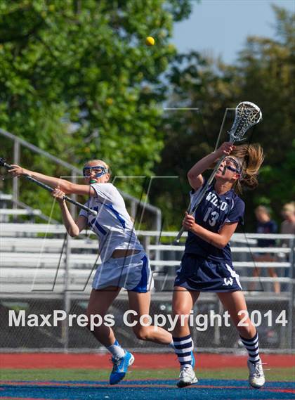 Thumbnail 3 in Darien vs Wilton (FCIAC Final) photogallery.
