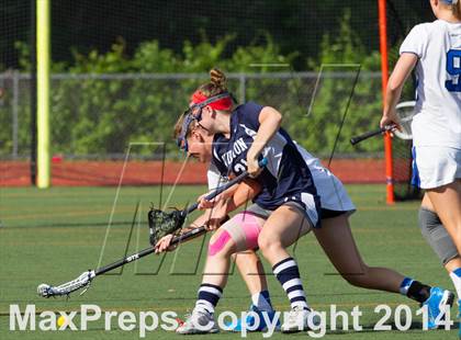 Thumbnail 2 in Darien vs Wilton (FCIAC Final) photogallery.