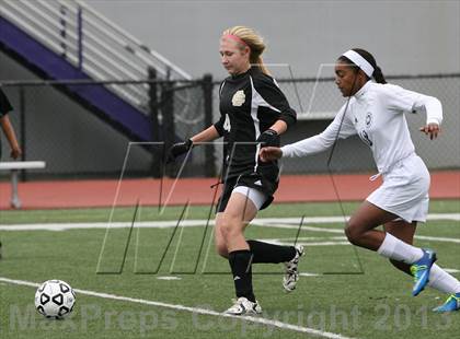 Thumbnail 1 in Serra Catholic vs Shady Side Academy (WPIAL Playoff) photogallery.