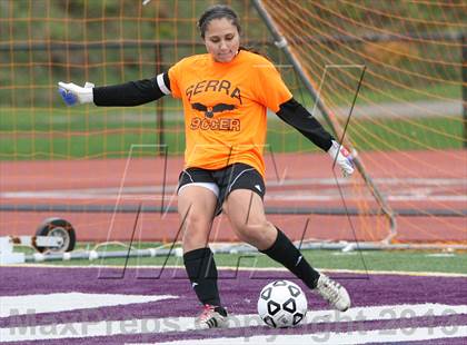 Thumbnail 1 in Serra Catholic vs Shady Side Academy (WPIAL Playoff) photogallery.