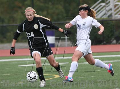 Thumbnail 1 in Serra Catholic vs Shady Side Academy (WPIAL Playoff) photogallery.